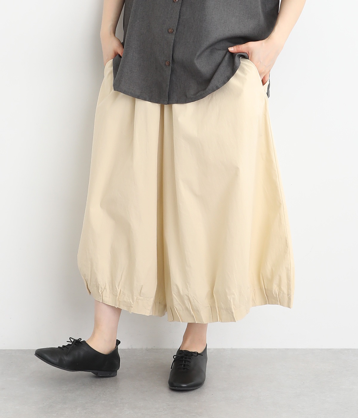 コットン 裾タックふんわりパンツ(ベージュ-ONESIZE)