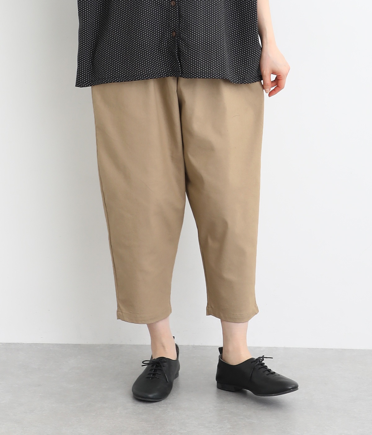 定番 ストレッチツイルアンクル丈ゆるりパンツ(ベージュ-ONESIZE)