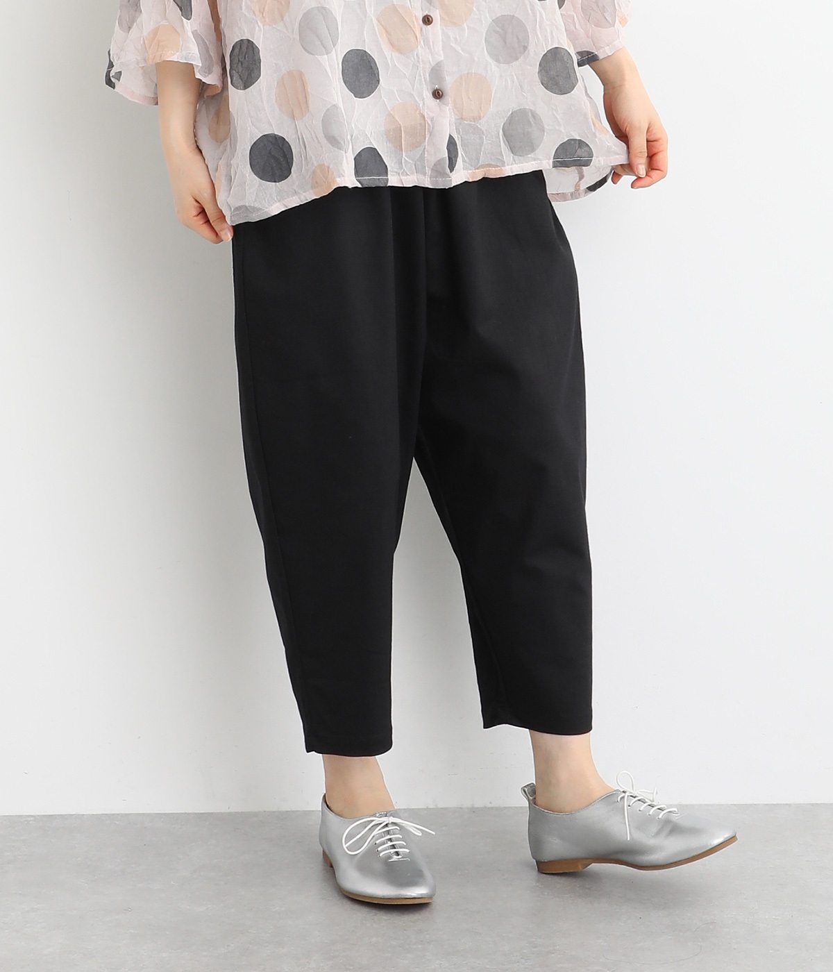 定番 ストレッチツイルアンクル丈ゆるりパンツ(ブラック-ONESIZE)