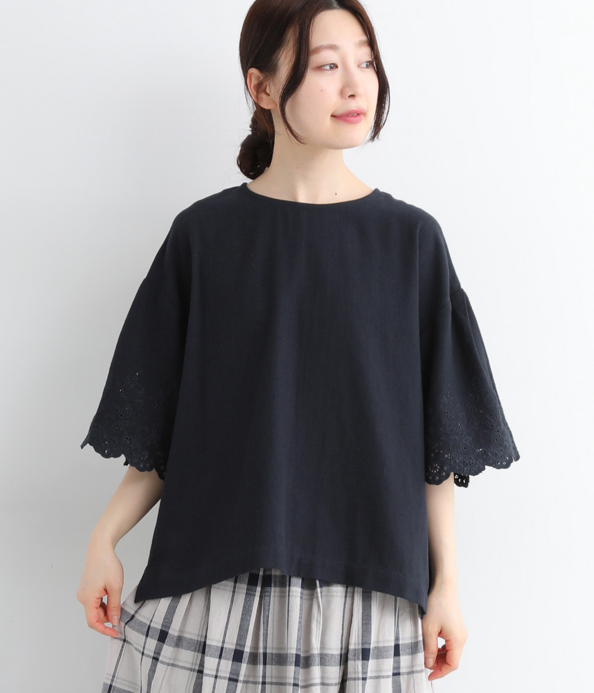 コットンリネン スカラップ刺繍ブラウス(ネイビー-ONESIZE)