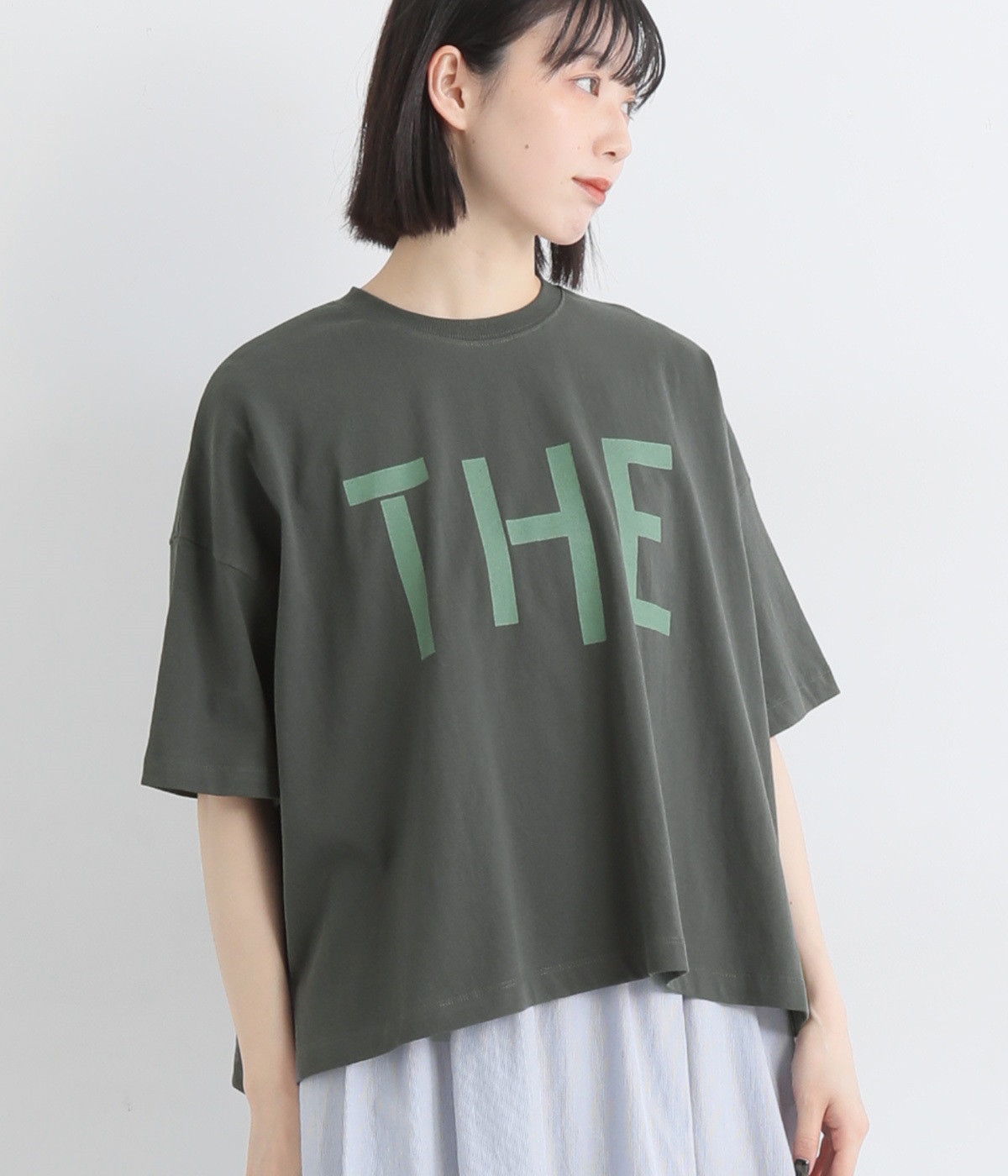 リサイクルコットン天竺ロゴプリントＴシャツ(チャコール-M)