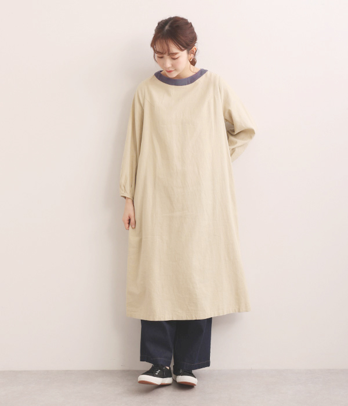 リネンレーヨンオックス　ギャザースリーブワンピース(キナリ-L)