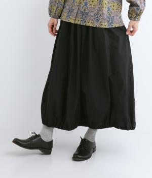 コットンダンプバイオウォッシュ加工裾ゴムスカート(クロ-L)