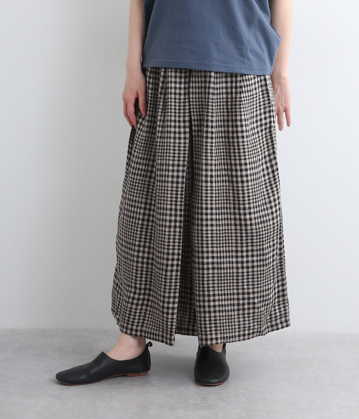 フレンチリネンチェックセミワイドパンツ(ブラック-ONESIZE)