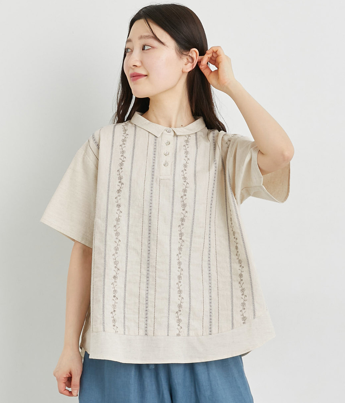 ダンガリー花ストライプ刺繍ブラウス(キナリ-ONESIZE)