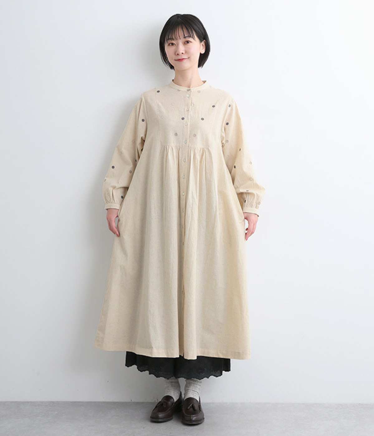 ダンガリードット刺繍ワンピース(キナリ-ONESIZE)