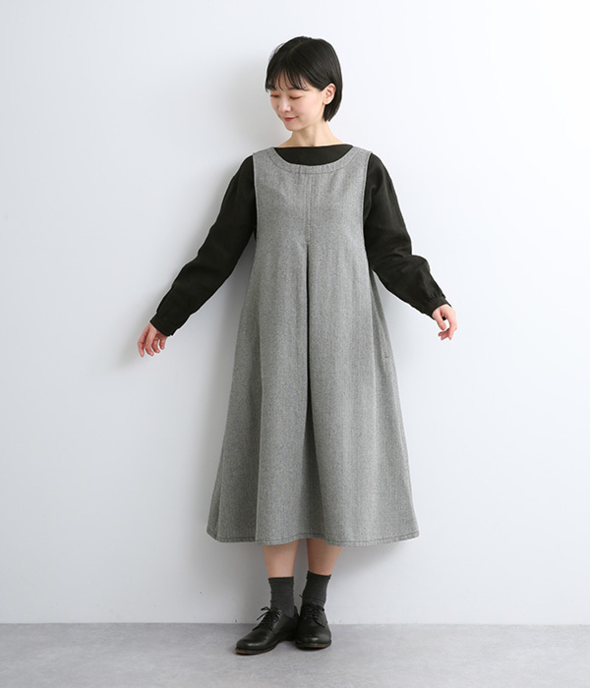 コットン混ヘリンボーン　ジャンパースカート(ブラック-ONESIZE)