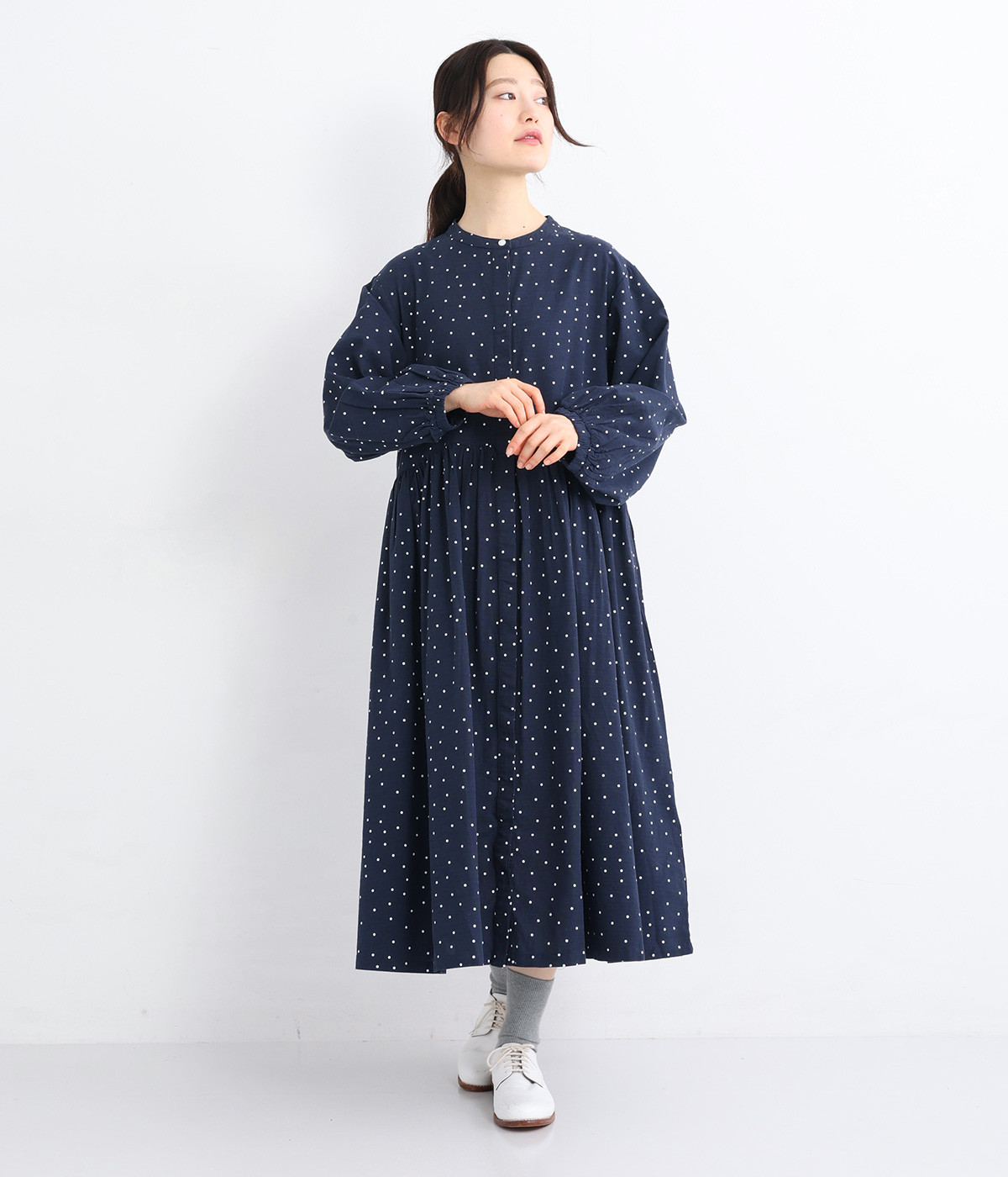 レーヨンコットン　ドットプリントワンピース(ネイビー-ONESIZE)