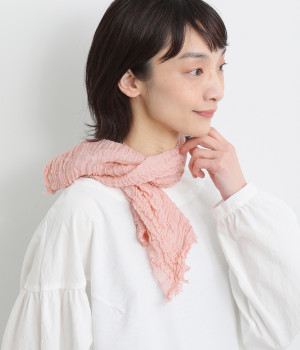 汗を吸って乾きやすい　シルクと綿のコンパクトストール
