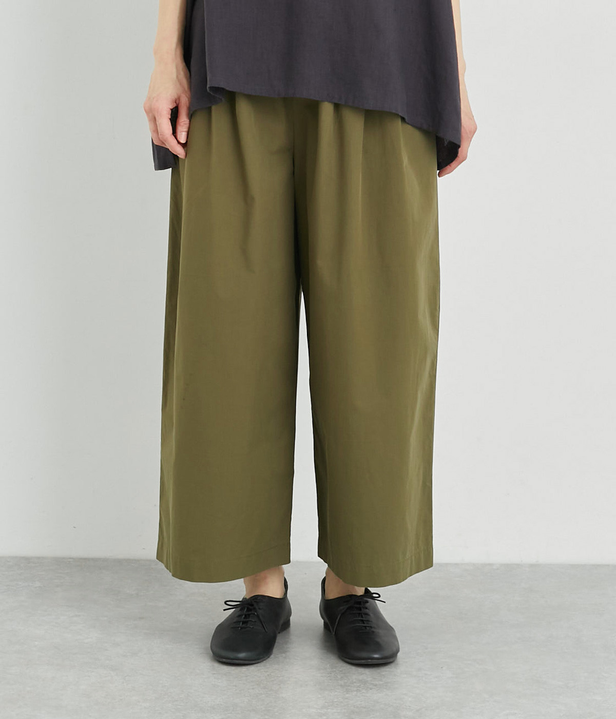コットンタイプライター　ウエストタックワイドパンツ(オリーブ-ONESIZE)