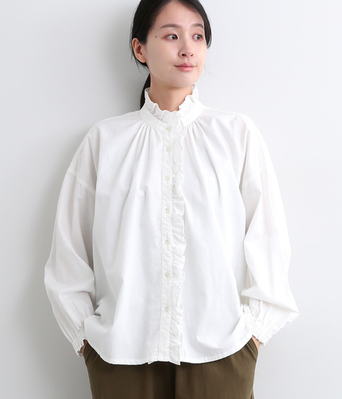 コットンリネンデニム2wayフリルシャツ(ホワイト-ONESIZE)