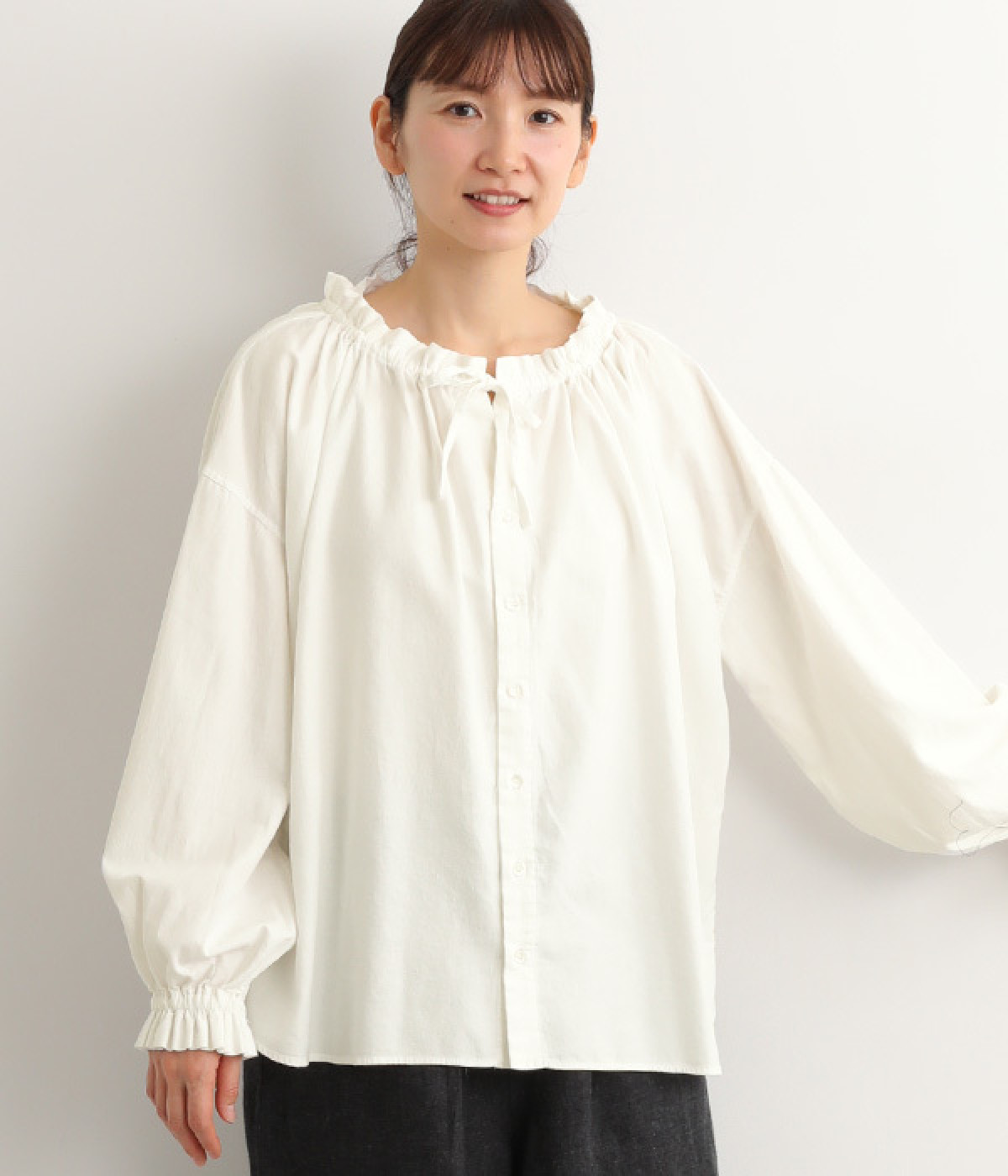 コットンビエラ2WAYレデューヴロンシャツ(ホワイト-ONESIZE)