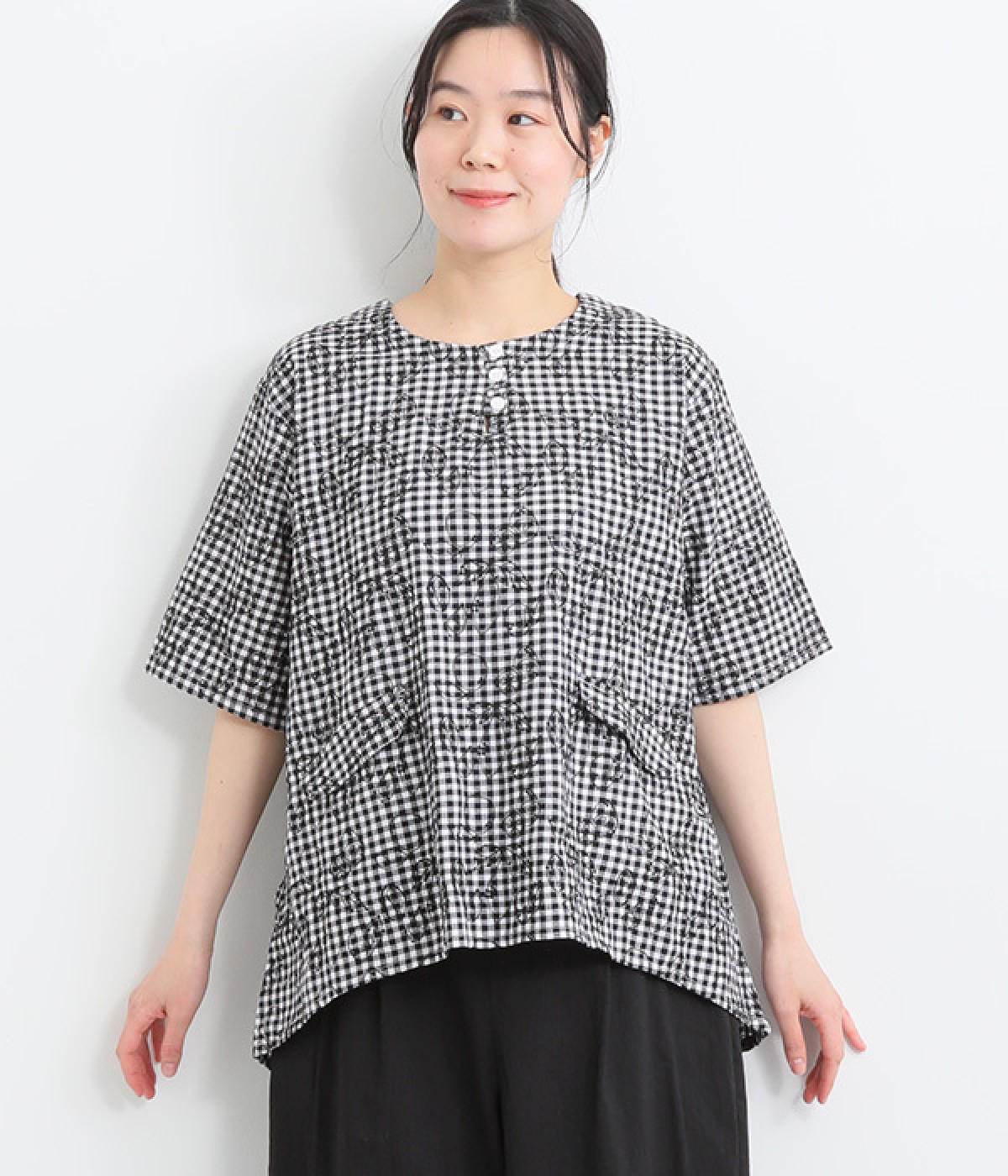 コットンリネンレモンとオレンジ総柄刺繍ブラウス(ホワイト×ブラック-ONESIZE)