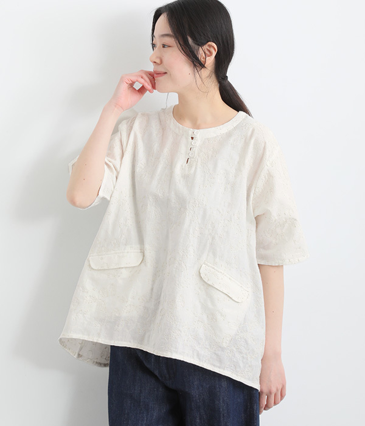 コットンリネンレモンとオレンジ総柄刺繍ブラウス(ホワイト-ONESIZE)