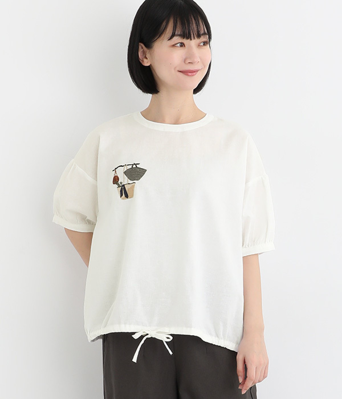 コットンリネン布帛かごバック刺繍ブラウス(ホワイト-ONESIZE)
