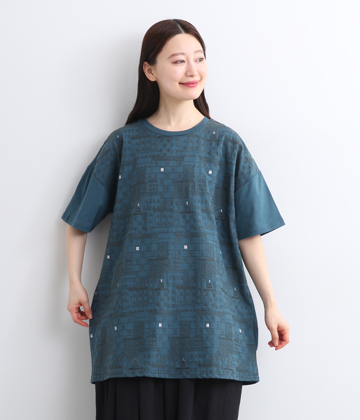 ねこ町刺繍チュニック(ネイビー-ONESIZE)