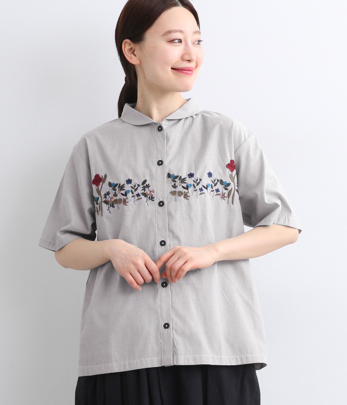 花刺繍ストライプシャツ(グレー-ONESIZE)