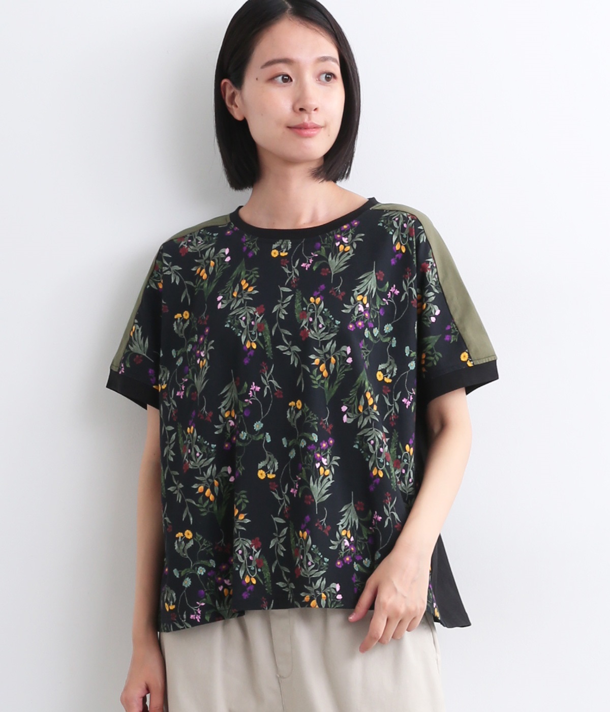 植物プリントTシャツ(ブラック-ONESIZE)