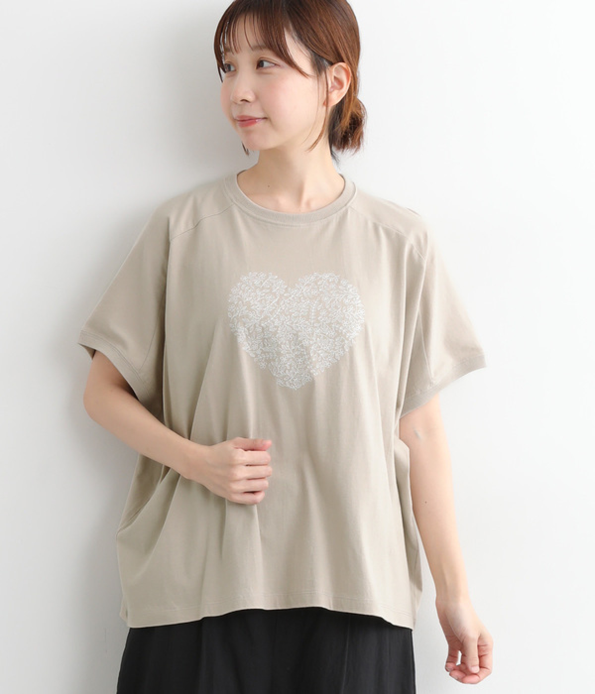 コットン天竺刺繍変形ワイドＴシャツ　ハート(グレー-ONESIZE)