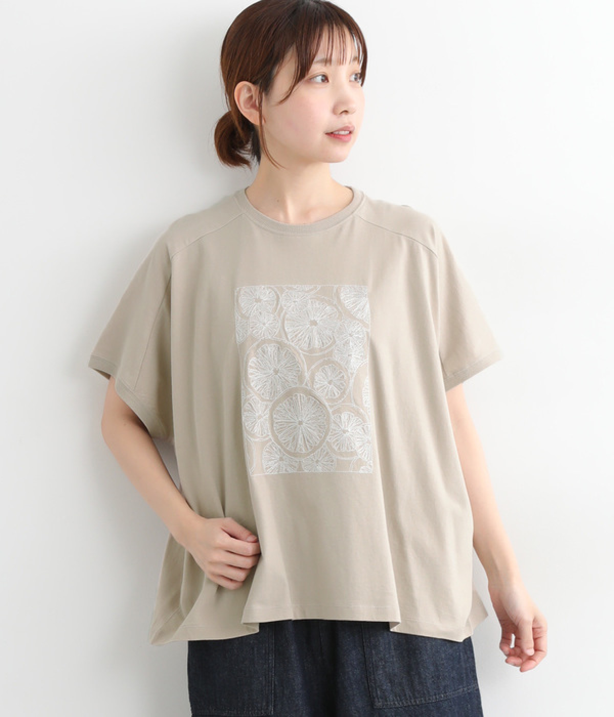 コットン天竺刺繍変形ワイドＴシャツ　レモン(グレー-ONESIZE)