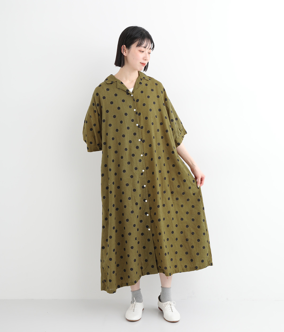 コットンリネンドットプリント開襟ワンピース(カーキ-ONESIZE)