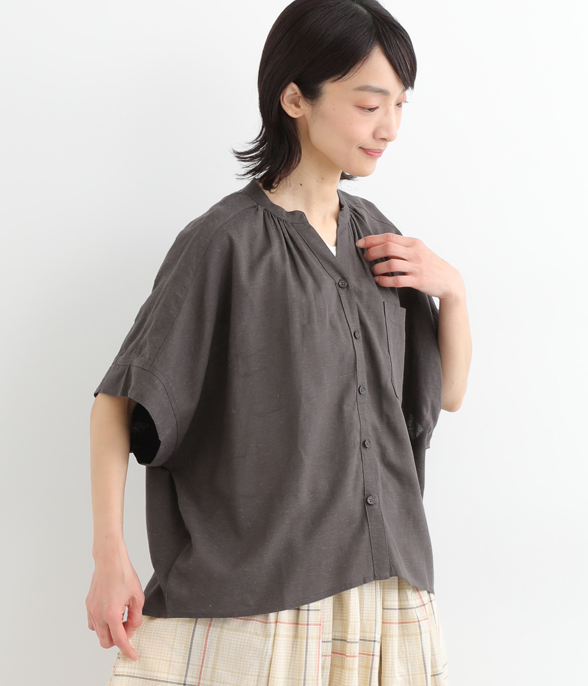 レーヨンリネンバンドカラードルマンシャツ(チャコール-ONESIZE)