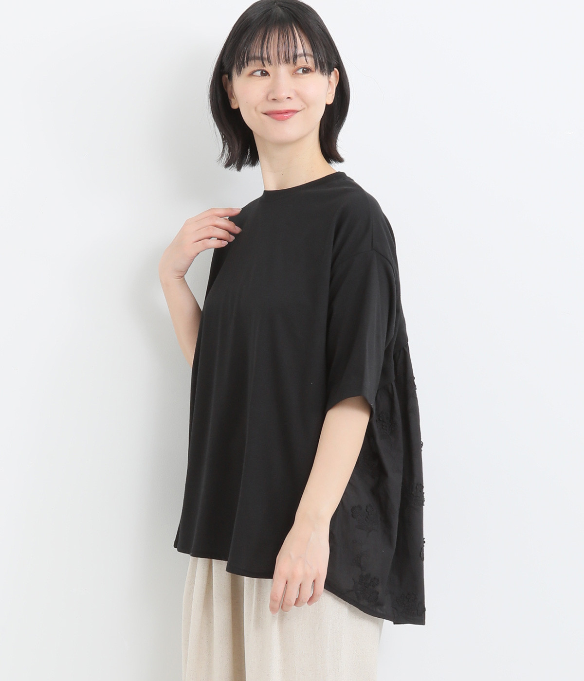 ３D刺繍サークルチュニック(ブラック-ONESIZE)