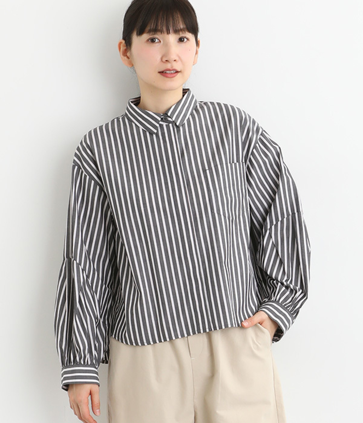 カラーストライプデザインスリーブブラウス(ブラック-ONESIZE)