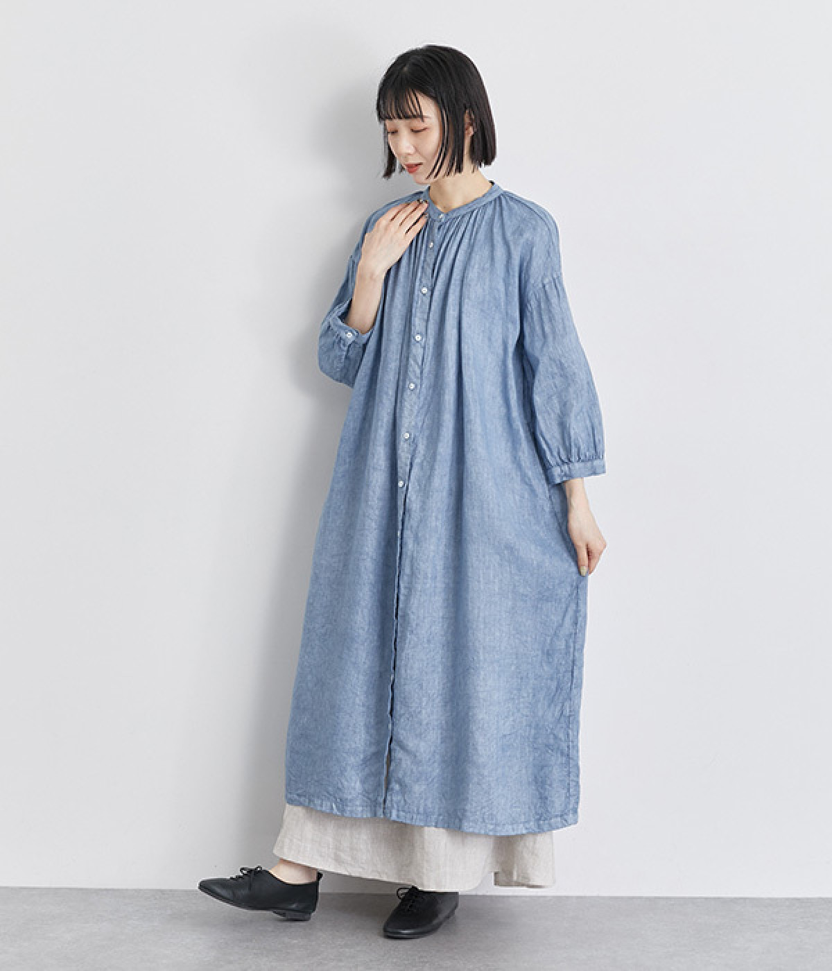 リネンベンガラ染めギャザーワンピース (ブルー-ONESIZE)