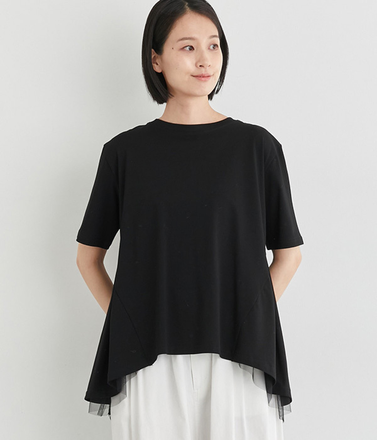 コットンペプラムチュールレイヤードTシャツ(ブラック-ONESIZE)