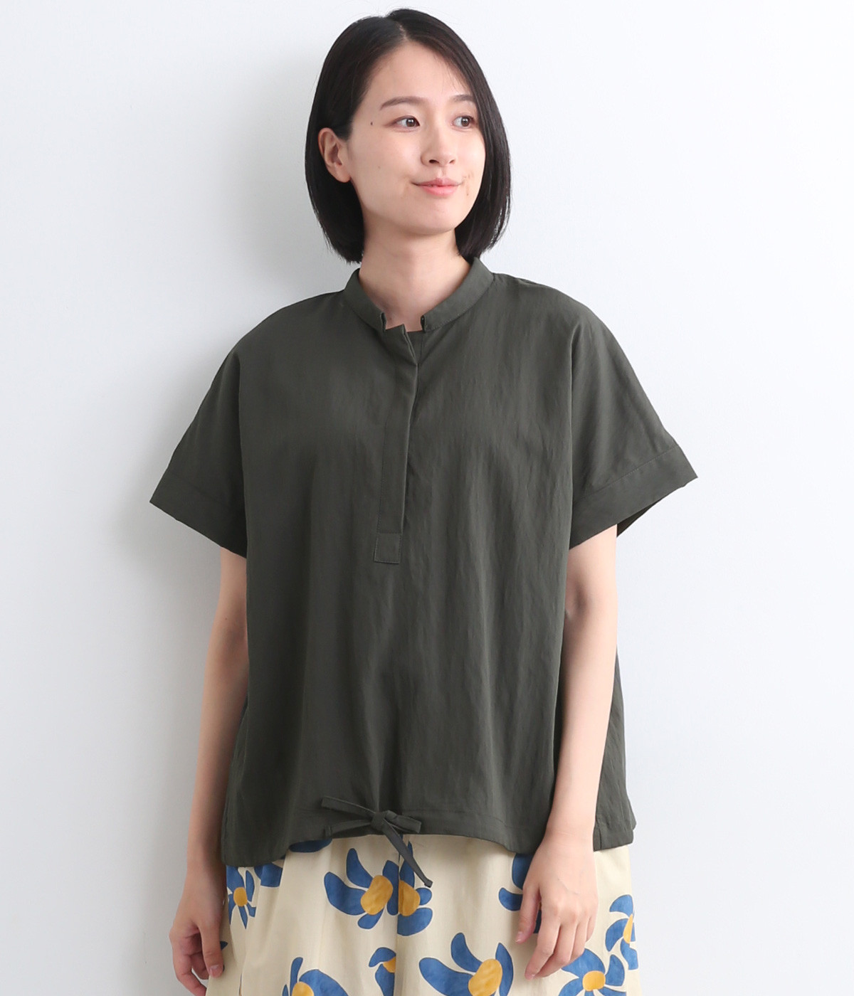 レーヨンナイロンツイル裾絞りブラウス(チャコール-ONESIZE)