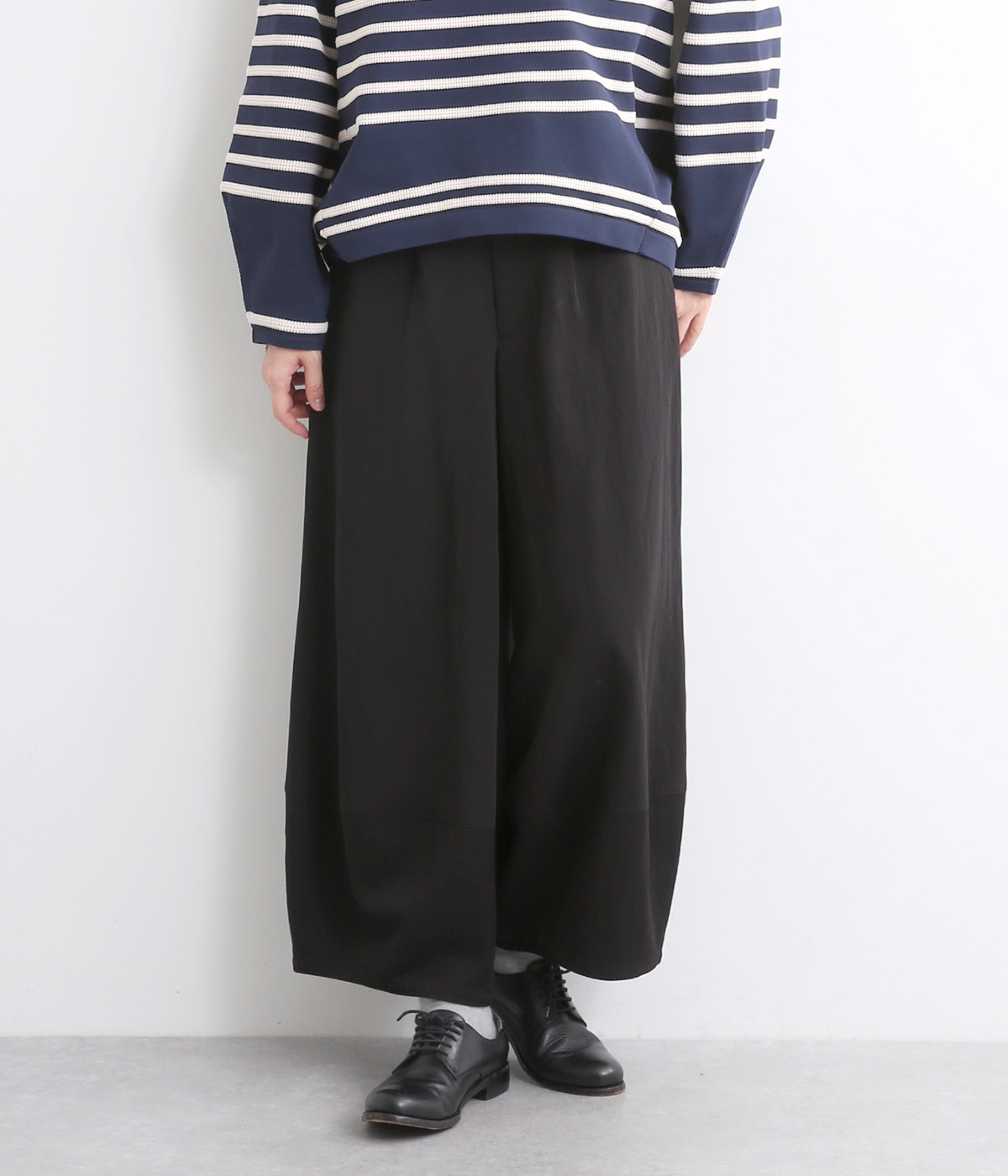 レーヨンナイロンツイルバルーンパンツ(ブラック-ONESIZE)