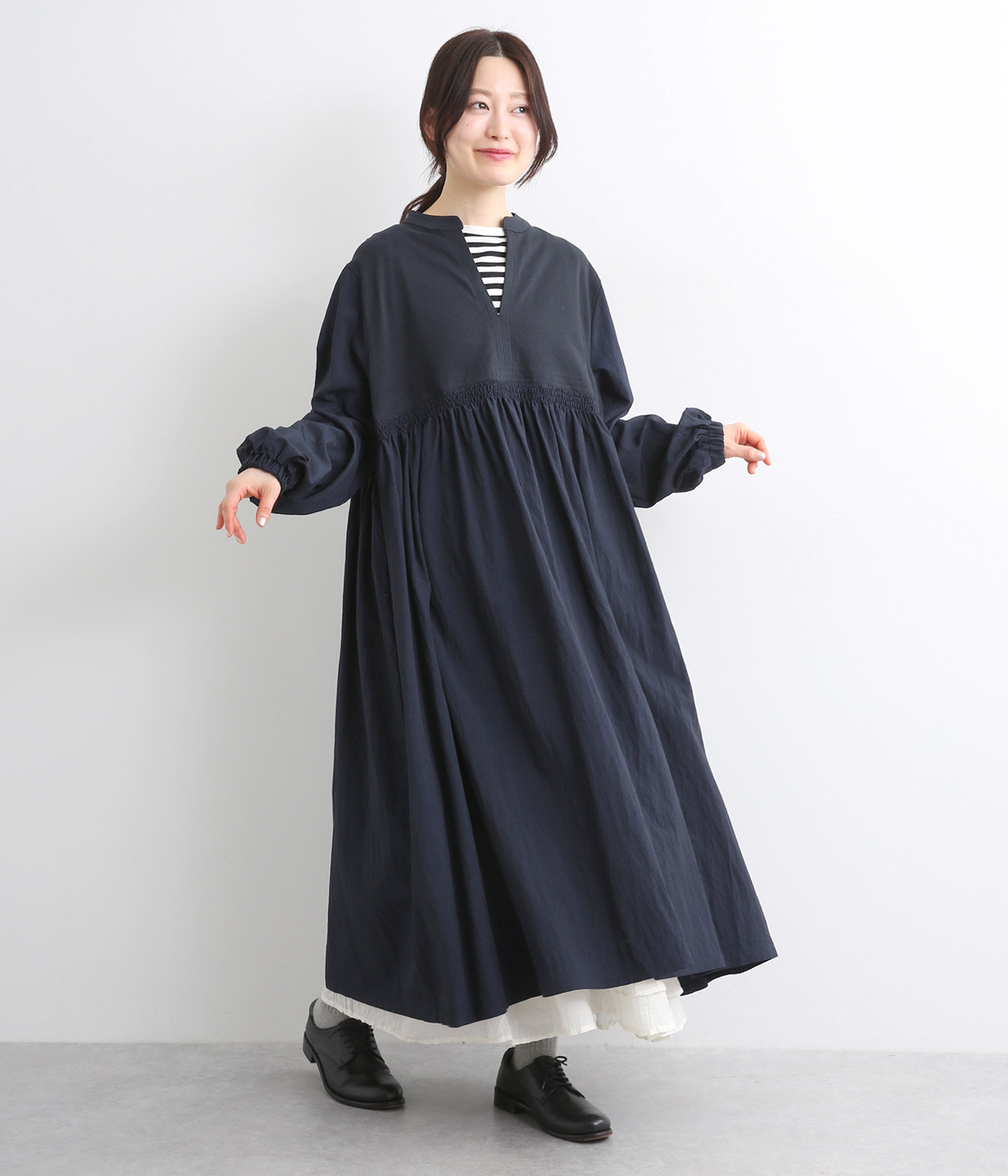 布帛切替ボリューム袖ワンピース(ネイビー-ONESIZE)