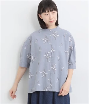 コットン平織　総柄刺繍　ブラウス