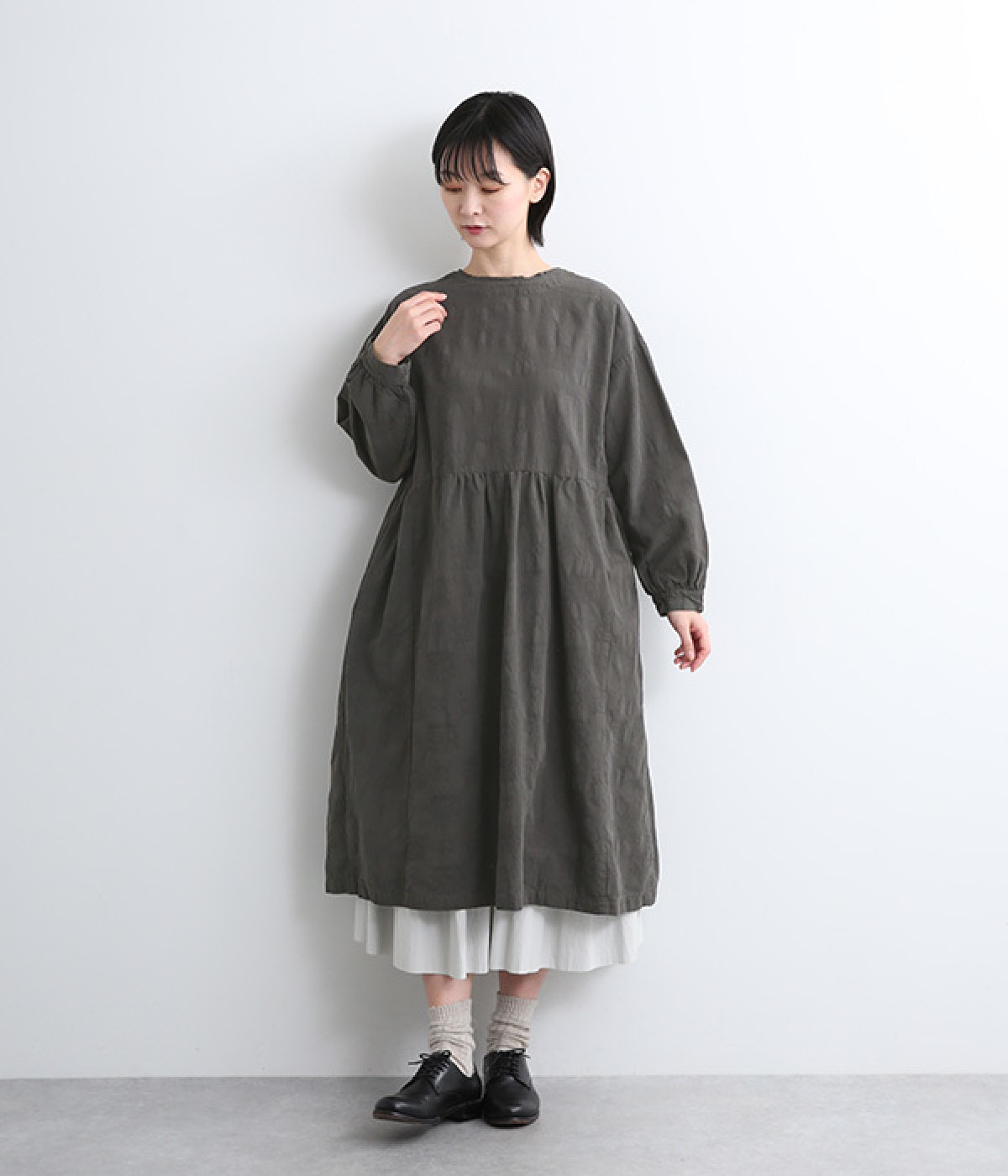 【tukuroi by SUN VALLEY】コットンジャカード日本製品染2wayワンピース(チャコールグレー-ONESIZE)