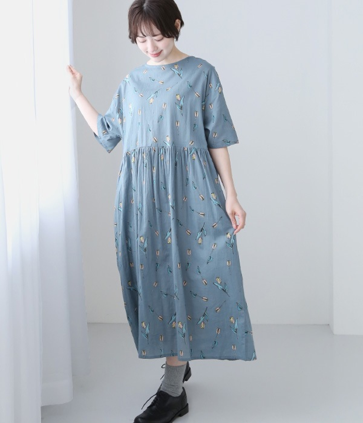 フラットチューリップ半袖2WAYワンピース(ブルー-ONESIZE)