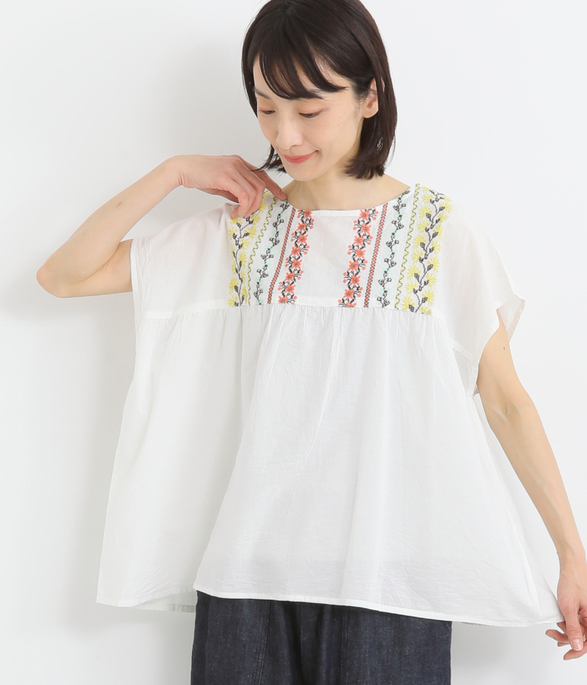刺繍リネアプルオーバー(ホワイト-ONESIZE)