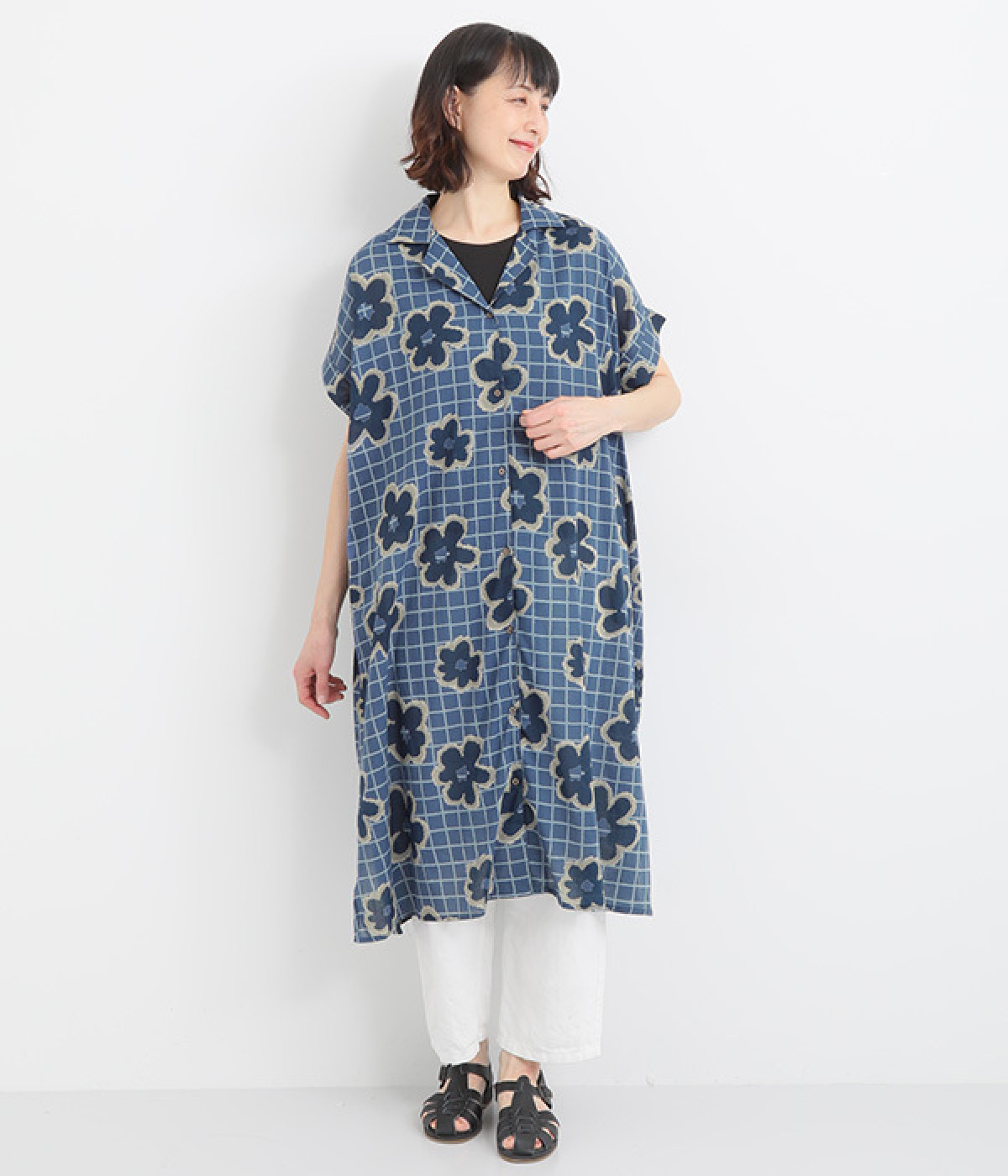 グリッドフラワー半袖前開きワンピース(ブルー-ONESIZE)