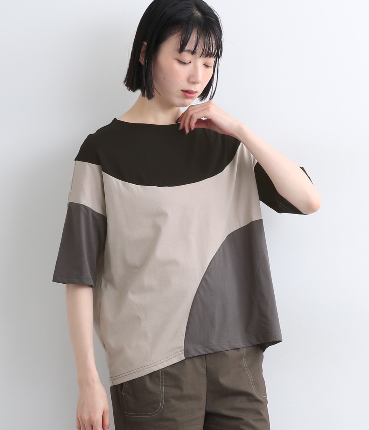 配色カーブ切替Tシャツカットソー(ブラック-ONESIZE)
