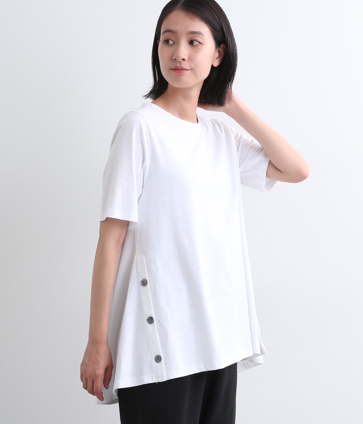 コットンサイドボタン切替5分袖AラインTシャツ(ホワイト-ONESIZE)