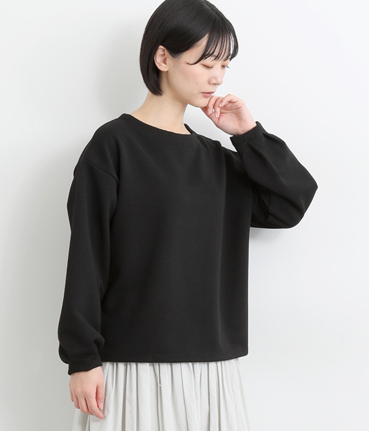 リップル袖タックプルオーバー(クロ-ONESIZE)
