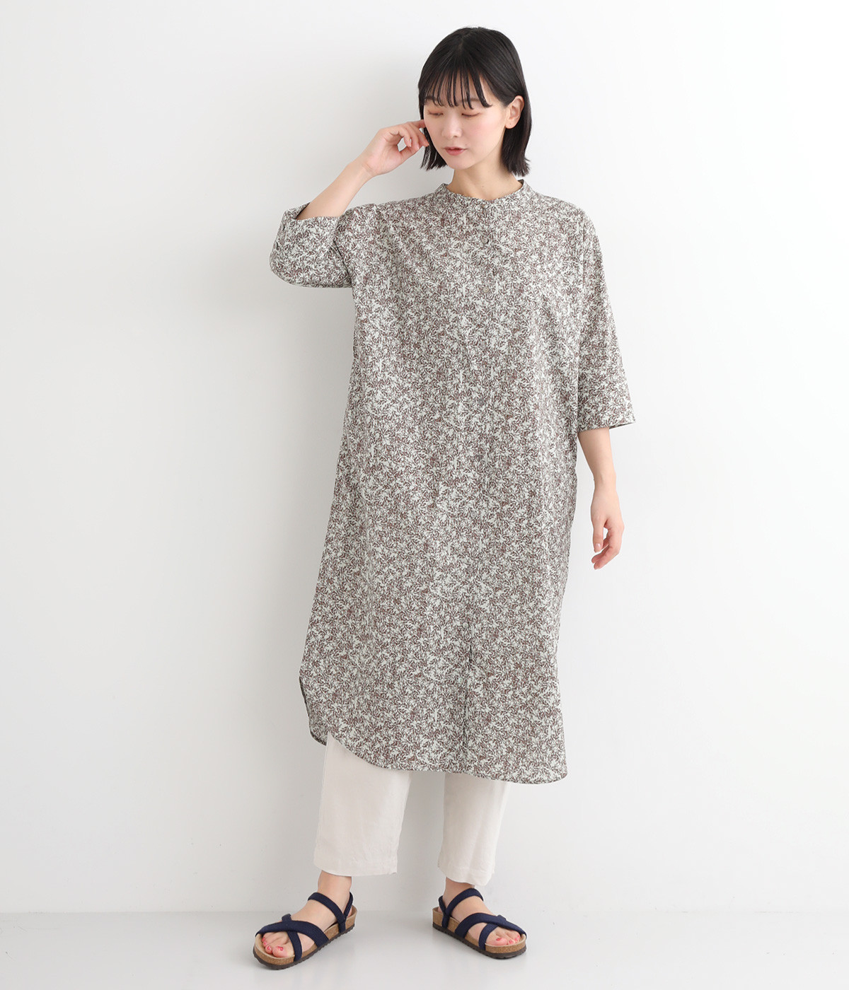 コットンリーフ柄裾ラウンド前開きワンピース(柄A-ONESIZE)