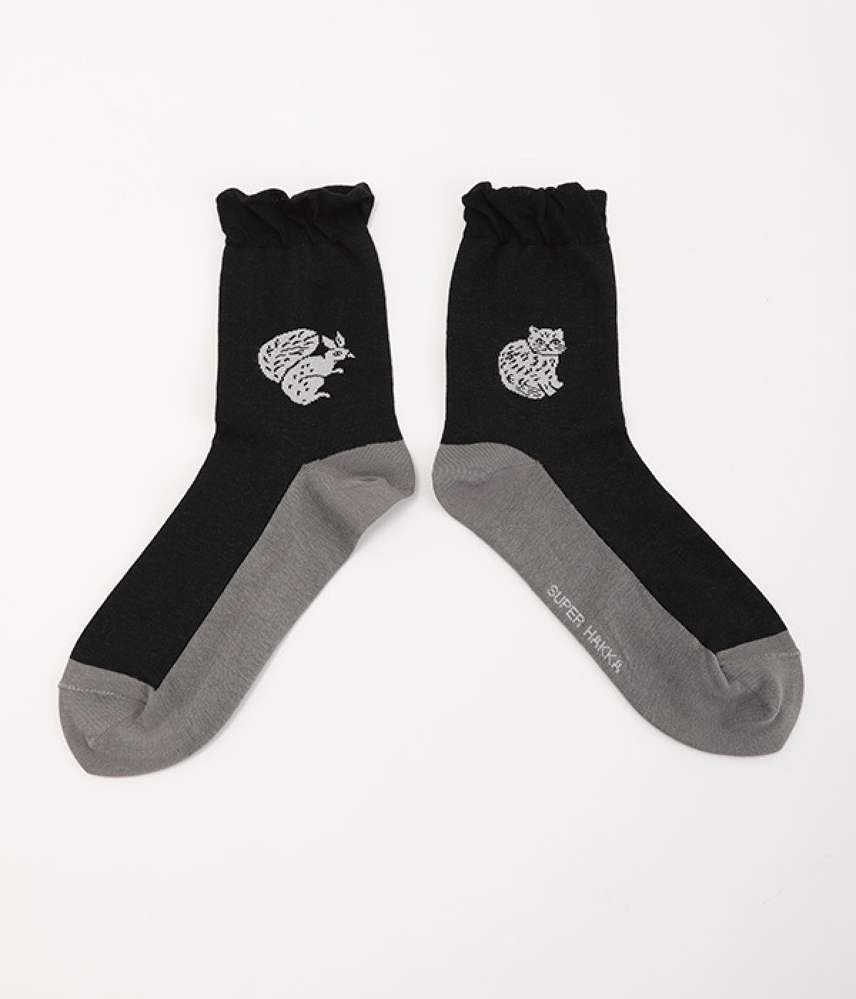SUPER HAKKA×松尾ミユキ ｢cat&squirrel｣ジャカードソックス(ブラック-ONESIZE)