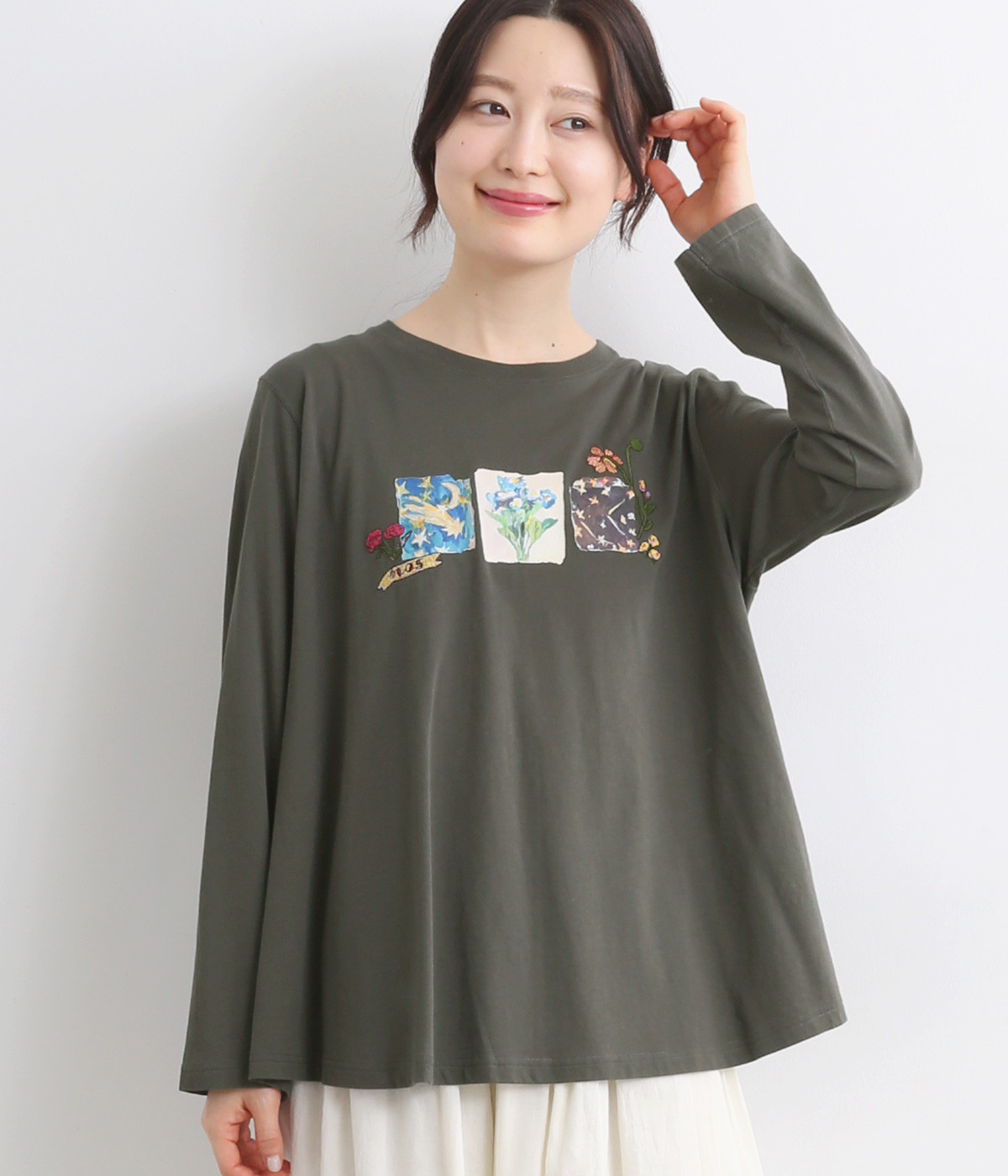 SUPER HAKKA×庄島歩音コットンシャーリング｢Flowers and Stars｣プリント+刺繍ロングスリーブカットソー(チャコール-ONESIZE)
