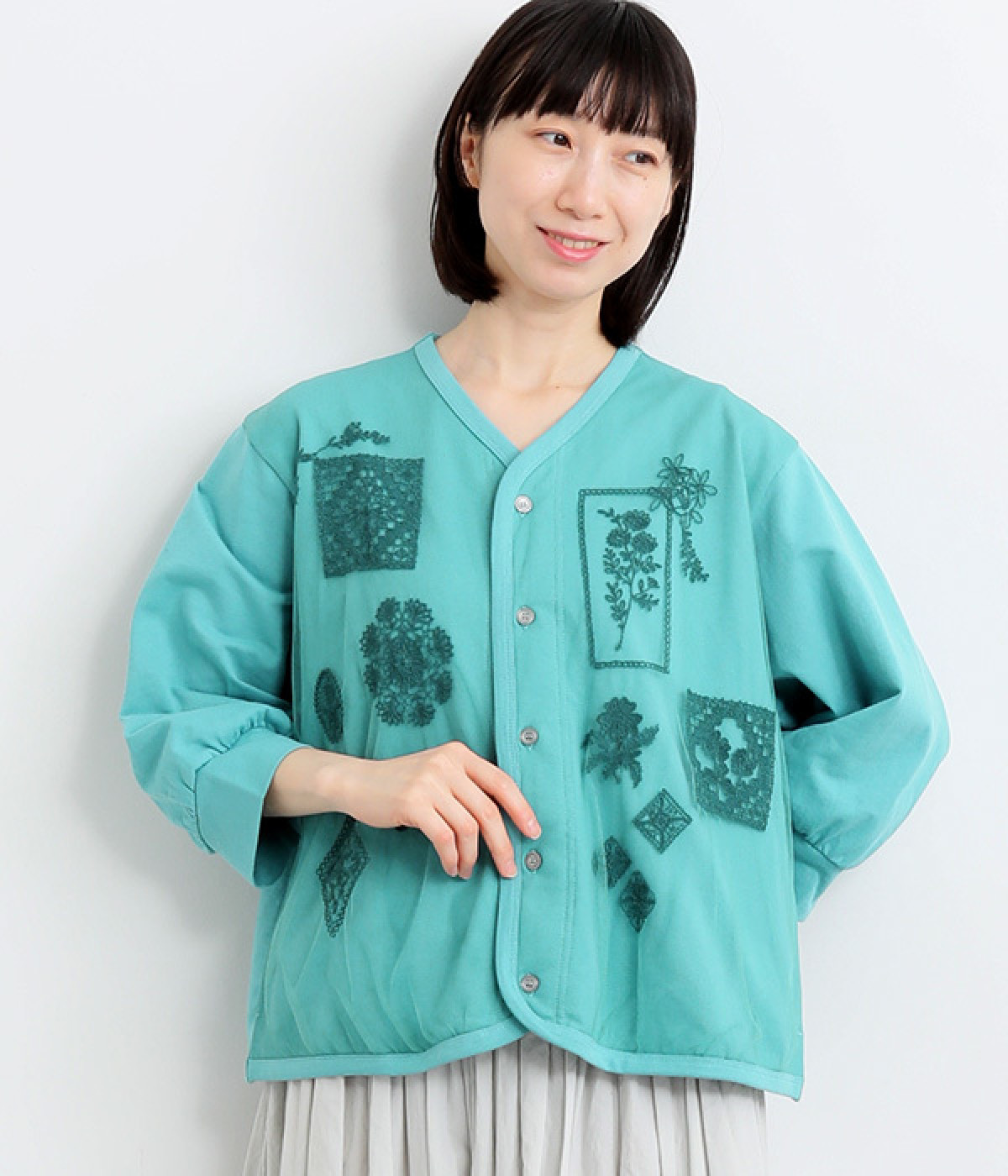 ミニ裏毛×チュールレースフレーム刺繍カーディガン(ブルー-ONESIZE)