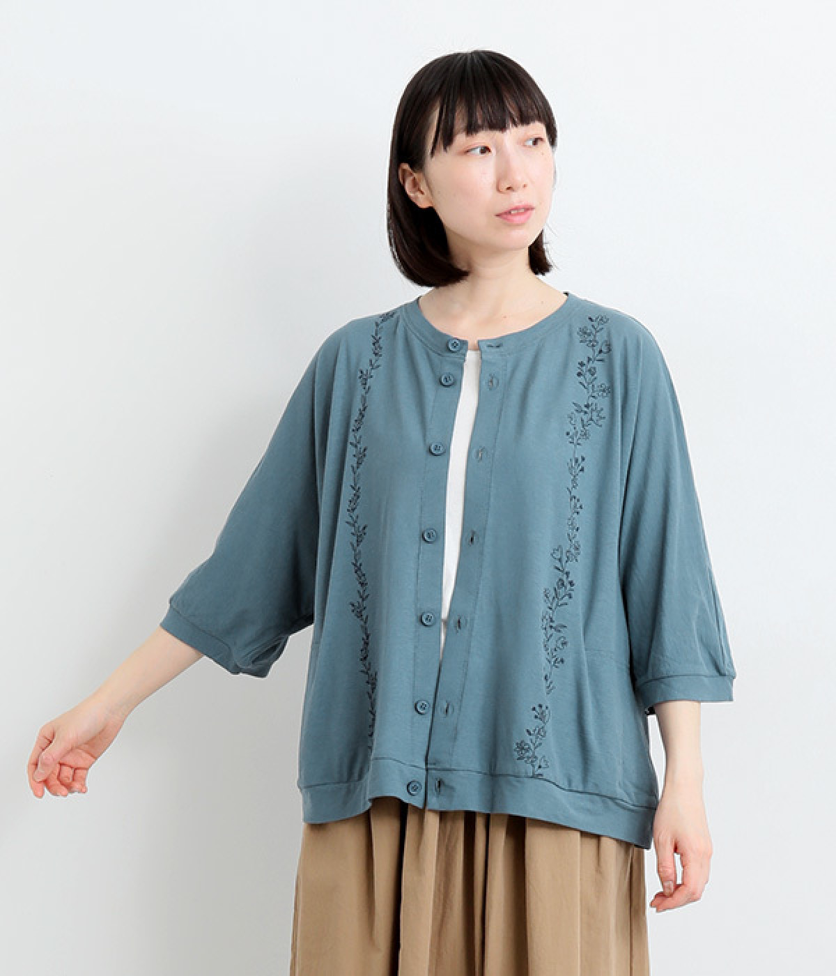 SZ強撚天竺フラワーロンド単色刺繍ドルマンカーディガン(グレー-ONESIZE)