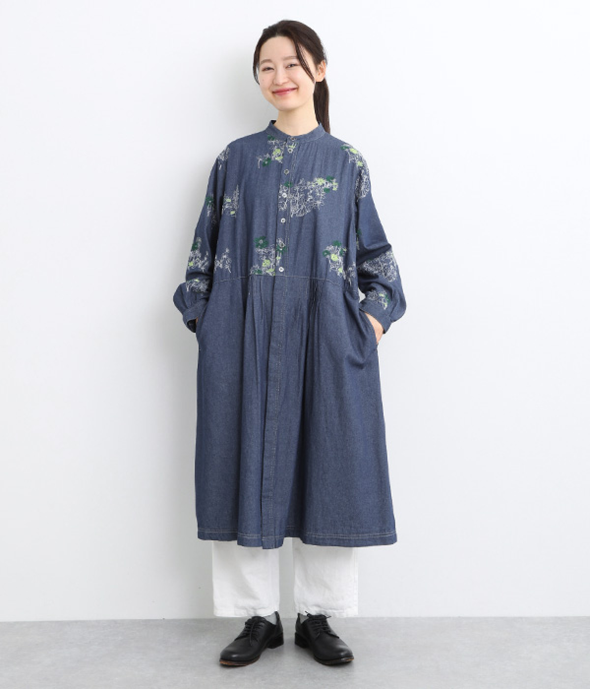 ライトオンスデニム フラワーガーデン刺繍ワンピース(ネイビー-ONESIZE)