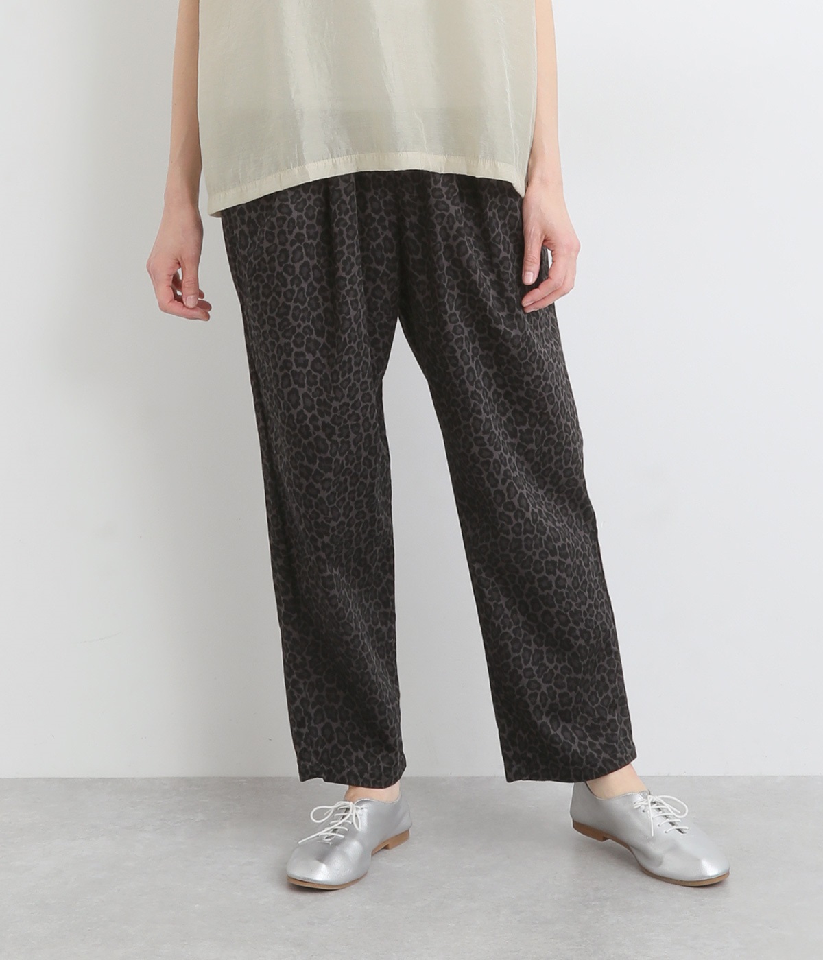 ナチュラルストレッチパンツ レオパード(チャコール-ONESIZE)