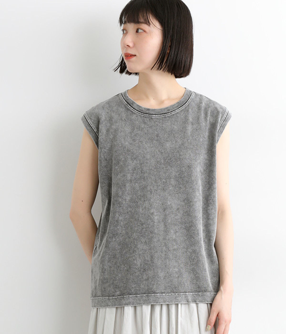 コットンスリーブレスTシャツ(チャコール-ONESIZE)