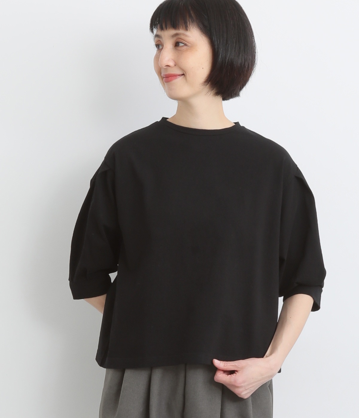 コットン　ポワン袖Tシャツ(ブラック-ONESIZE)